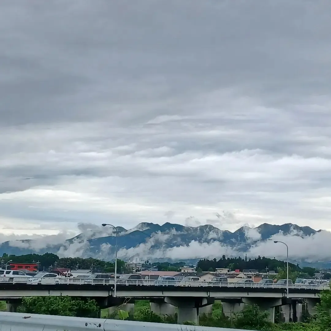 訪問看護の7時半　榛名山に雲海…？